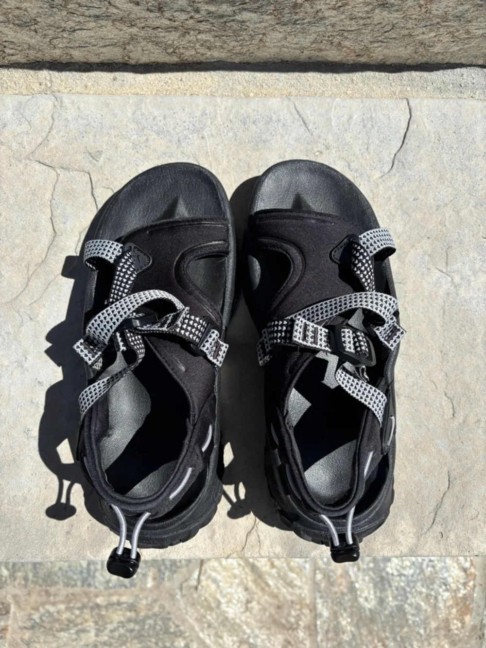 Nike Black Water Sandals with Black and White Straps